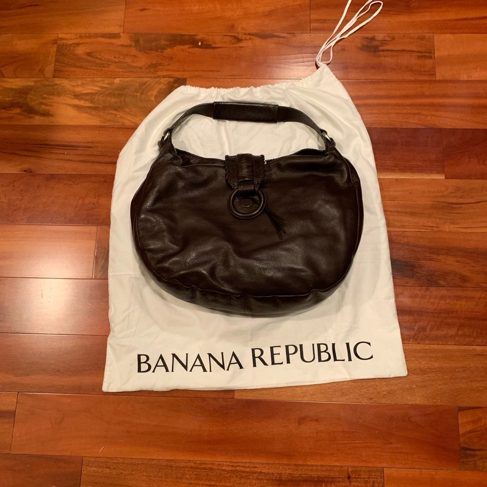 Dark brown leather bag